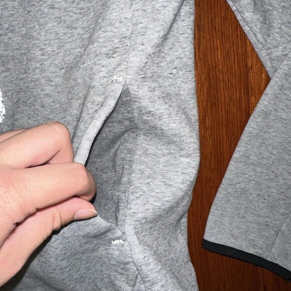 Nike Tech Fleece Men's Grey Hoodie - Picture 4 of 8